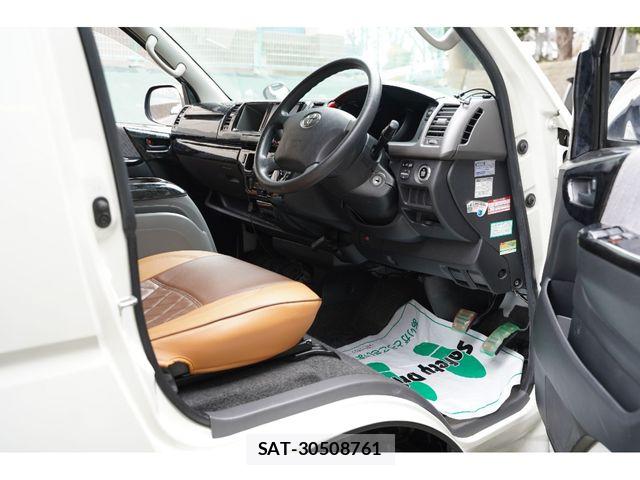 Toyota REGIUSACE VAN 2009-02 6017066-23