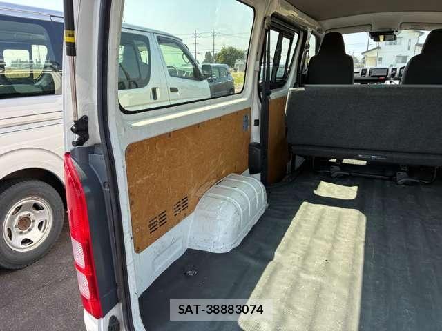 Toyota REGIUSACE VAN 2019-02 6017058-9