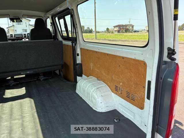 Toyota REGIUSACE VAN 2019-02 6017058-11