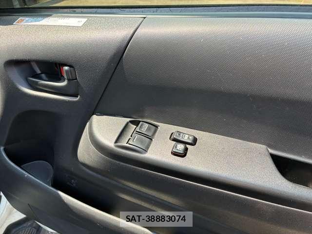 Toyota REGIUSACE VAN 2019-02 6017058-18