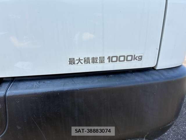 Toyota REGIUSACE VAN 2019-02 6017058-8