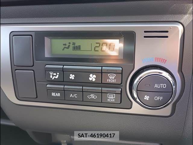 Toyota REGIUSACE VAN 2017-03 6247020-7