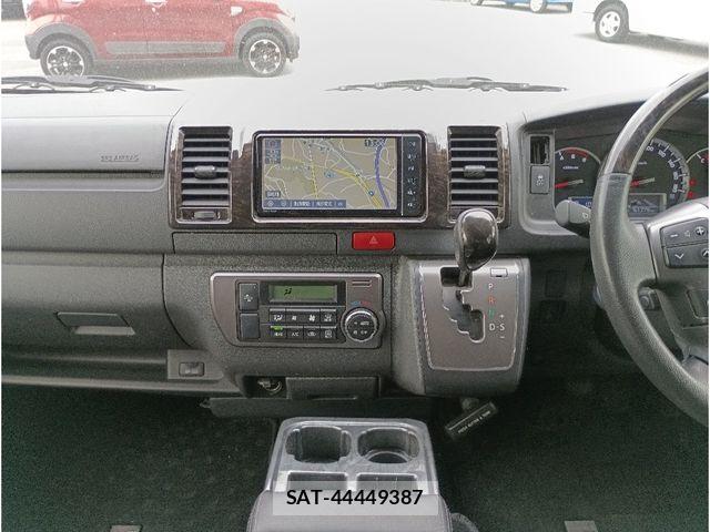 Toyota REGIUSACE VAN 2020-02 6272711-12