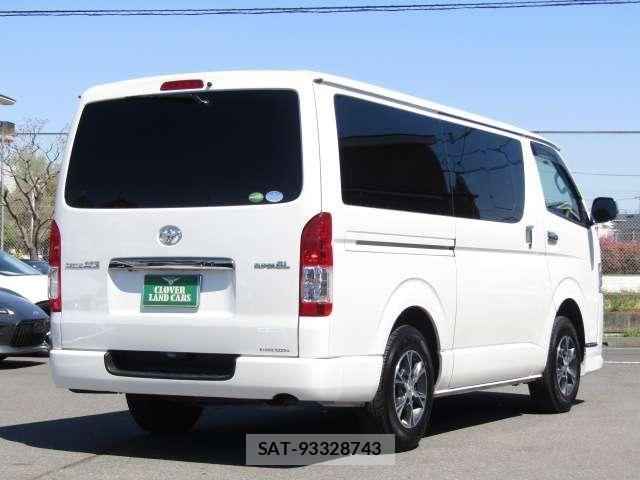 Toyota REGIUSACE VAN 2019-04 6614438-17