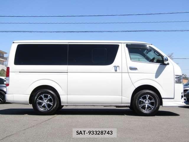 Toyota REGIUSACE VAN 2019-04 6614438-26