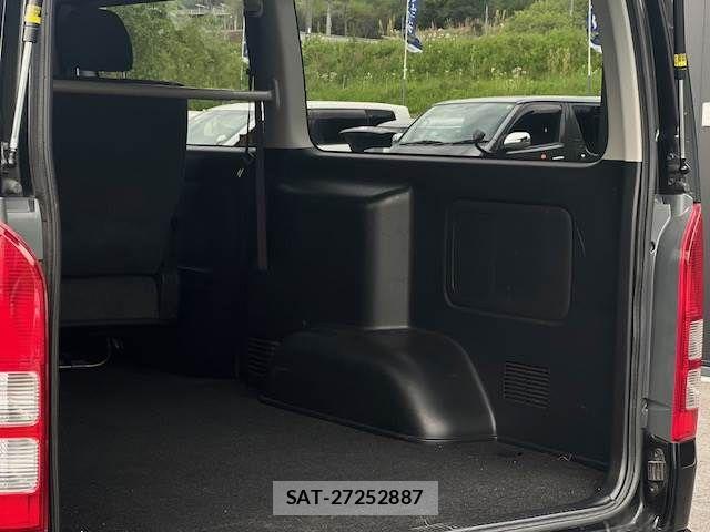 Toyota REGIUSACE VAN 2012-11 6614439-10