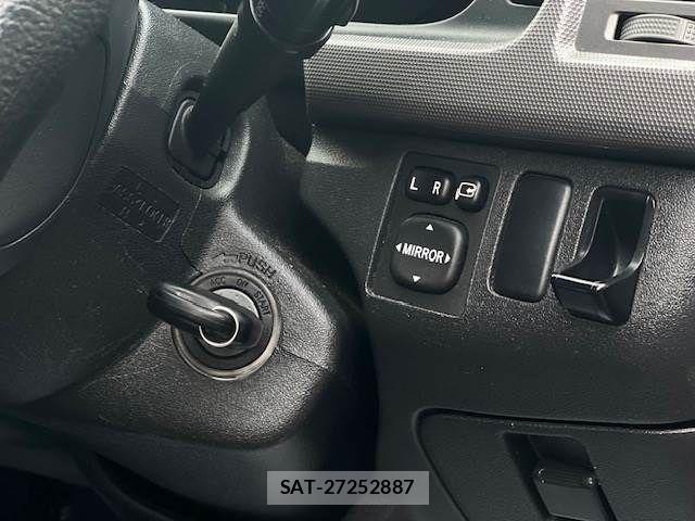 Toyota REGIUSACE VAN 2012-11 6614439-12