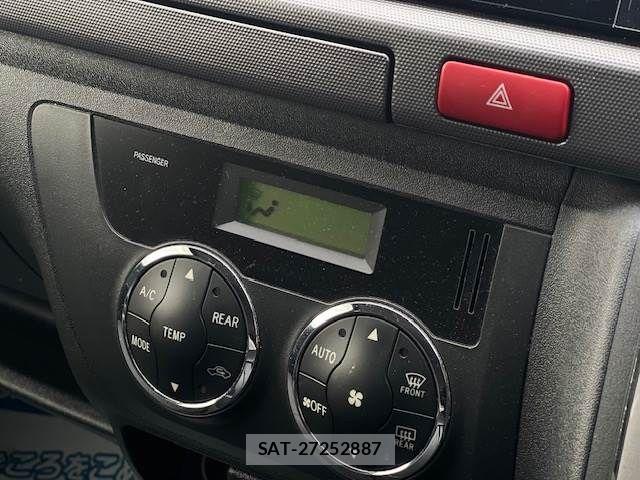 Toyota REGIUSACE VAN 2012-11 6614439-13