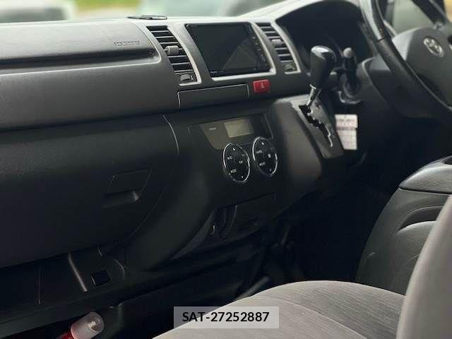 Toyota REGIUSACE VAN 2012-11 6614439-7