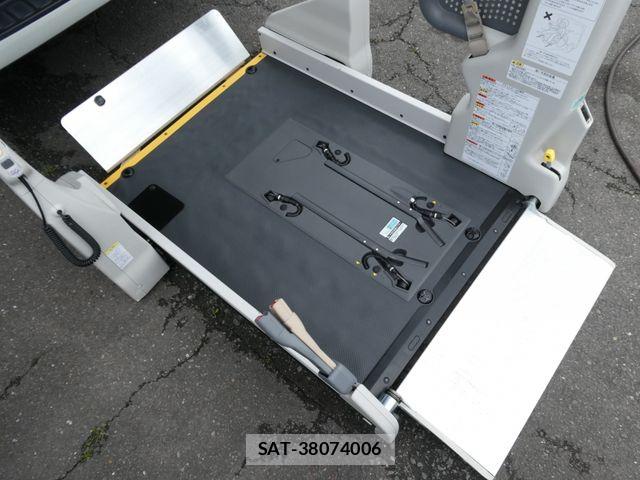 Toyota REGIUSACE VAN 2018-05 6673367-3
