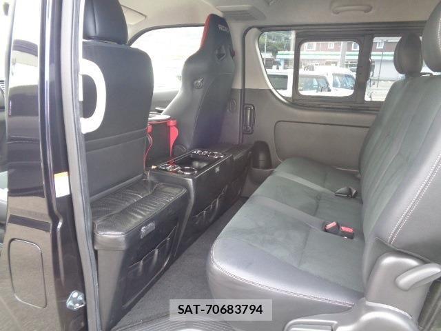 Toyota REGIUSACE VAN 2018-04 6791452-11