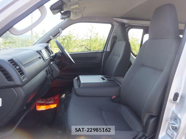 Toyota REGIUSACE VAN 2019-03 6816883-15