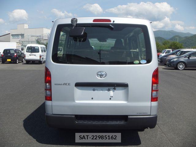 Toyota REGIUSACE VAN 2019-03 6816883-6