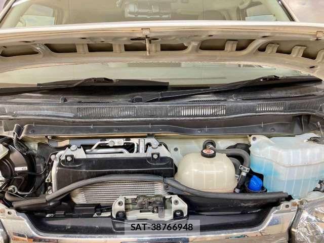 Toyota REGIUSACE VAN 2019-07 7060444-4