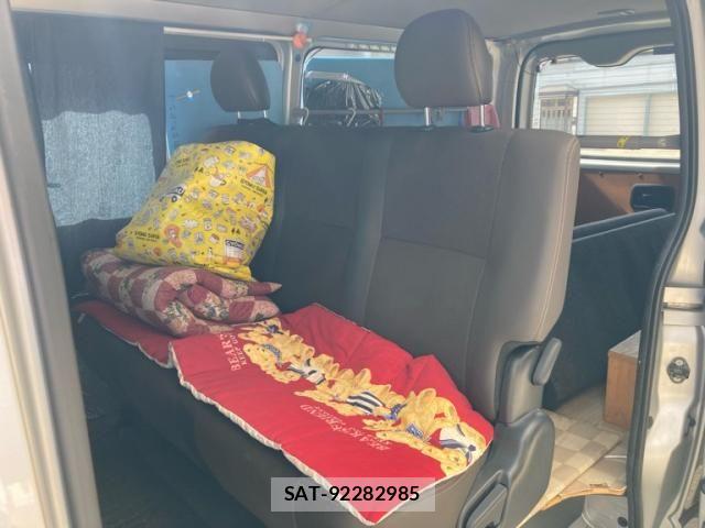 Toyota REGIUSACE VAN 2014-09 7224189-15