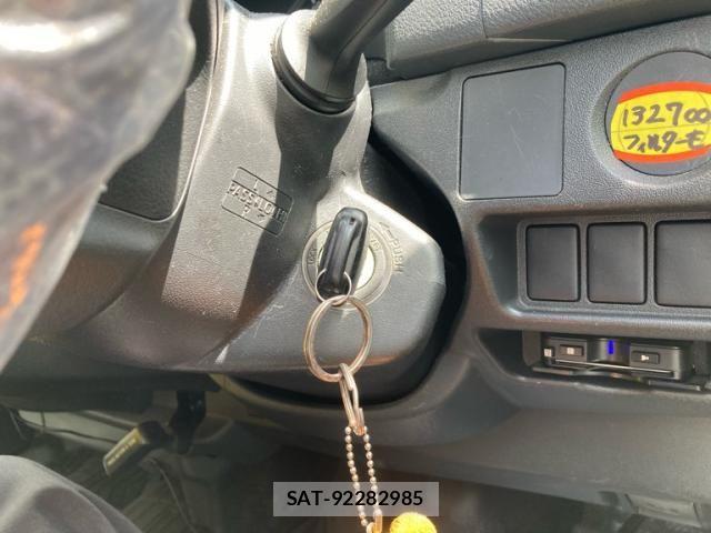 Toyota REGIUSACE VAN 2014-09 7224189-20