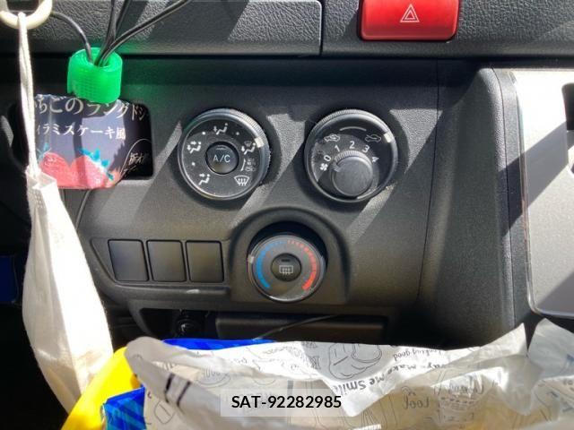 Toyota REGIUSACE VAN 2014-09 7224189-25