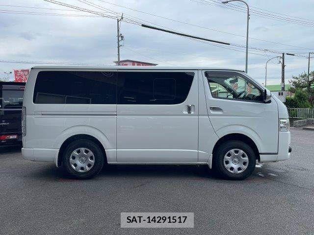 Toyota REGIUSACE VAN 2015-07 7224190-17