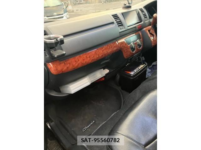 Toyota REGIUSACE VAN 2011-09 7329713-19