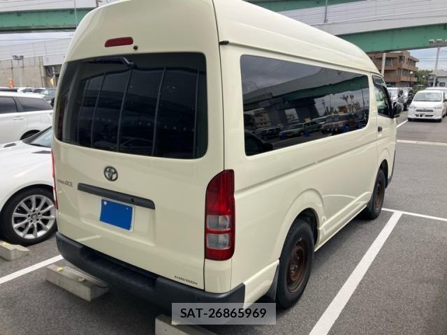 Toyota REGIUSACE VAN 2018-10 7359582-3