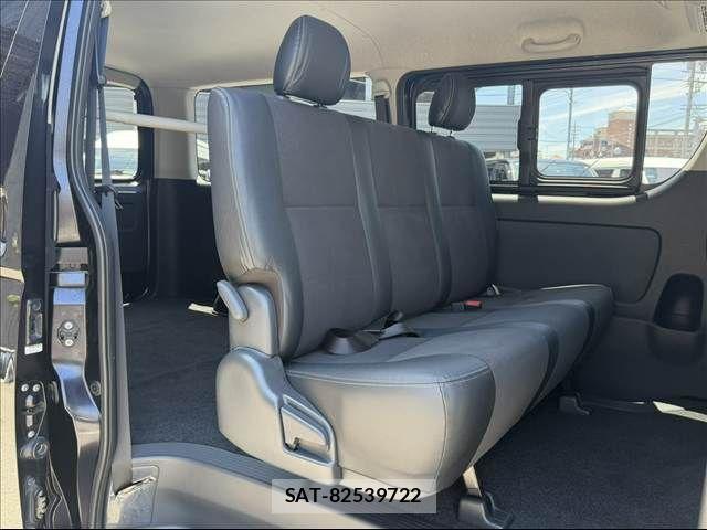 Toyota REGIUSACE VAN 2016-12 7393854-9
