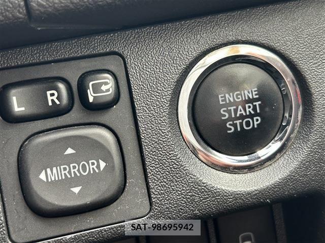 Toyota REGIUSACE VAN 2018-12 7457284-11