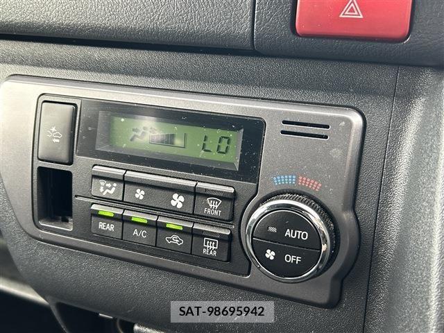 Toyota REGIUSACE VAN 2018-12 7457284-19