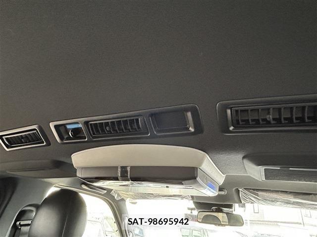 Toyota REGIUSACE VAN 2018-12 7457284-21