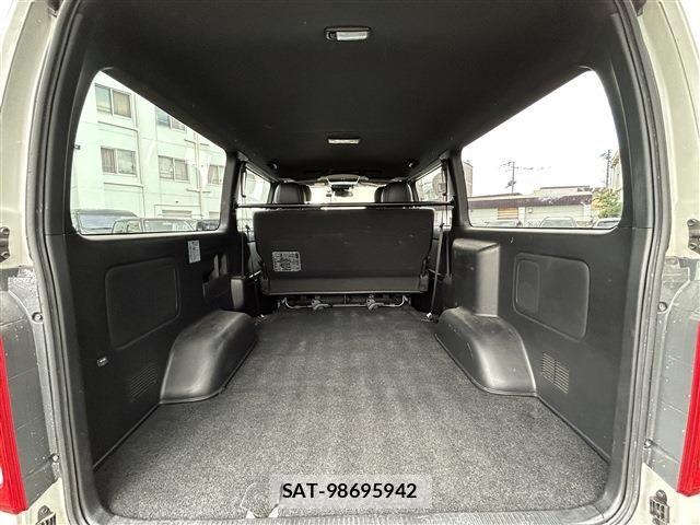 Toyota REGIUSACE VAN 2018-12 7457284-27