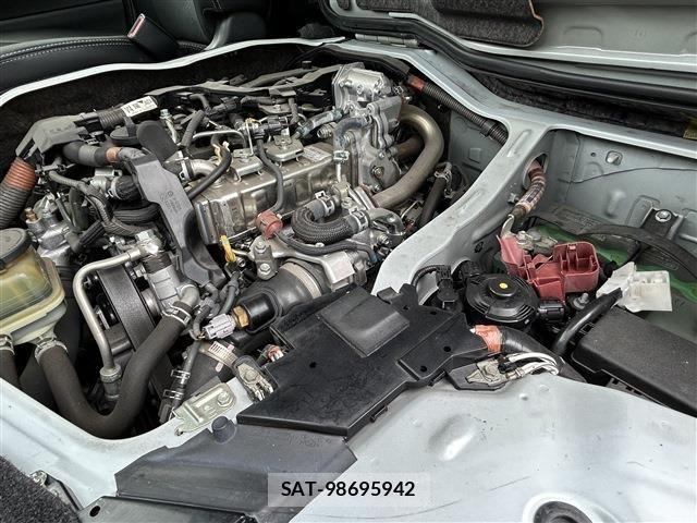 Toyota REGIUSACE VAN 2018-12 7457284-29
