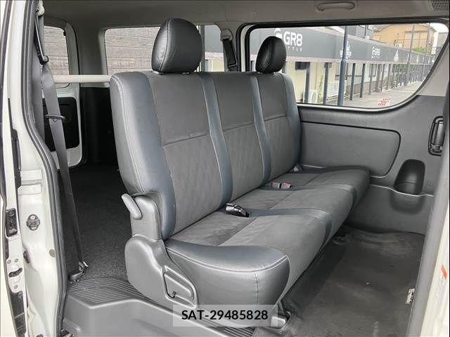 Toyota REGIUSACE VAN 2018-04 7562740-7
