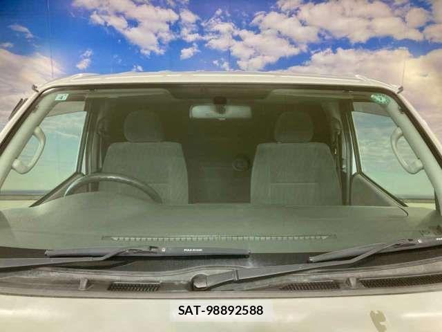Toyota REGIUSACE VAN 2011-09 7619548-19