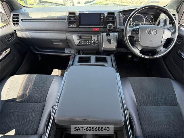 Toyota REGIUSACE VAN 2019-04 7619545-3