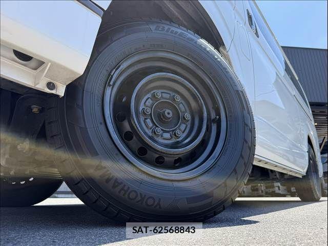 Toyota REGIUSACE VAN 2019-04 7619545-5