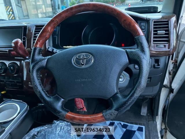 Toyota REGIUSACE VAN 2004-11 7727870-9