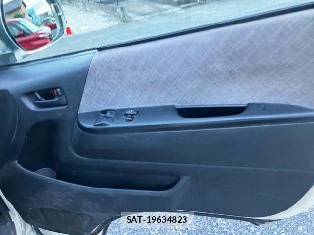Toyota REGIUSACE VAN 2004-11 7727870-11
