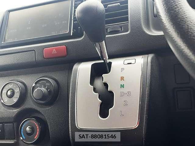 Toyota REGIUSACE VAN 2015-07 8037905-7