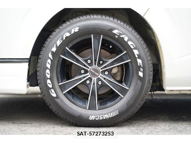 Toyota REGIUSACE VAN 2013-07 8075343-18