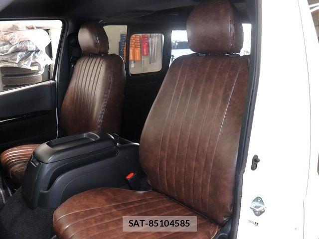 Toyota REGIUSACE VAN 2019-01 8075340-14