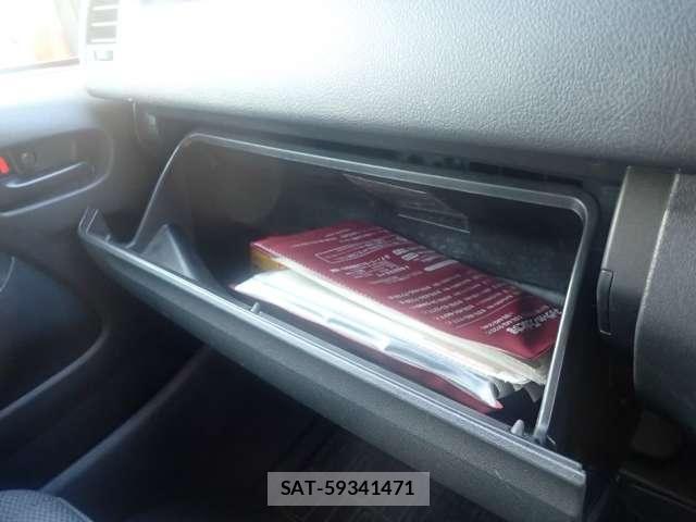 Toyota REGIUSACE VAN 2014-12 8101568-13