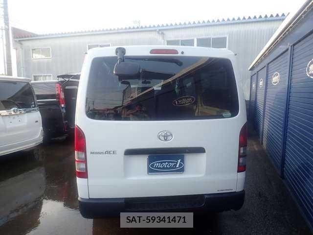 Toyota REGIUSACE VAN 2014-12 8101568-6