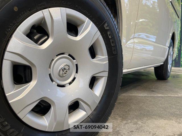 Toyota REGIUSACE VAN 2016-07 8159119-12
