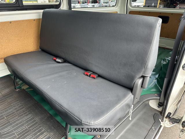 Toyota REGIUSACE VAN 2016-05 8209856-9