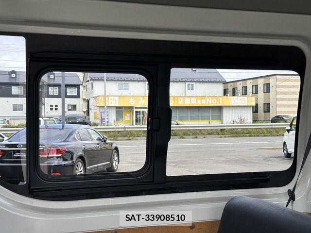Toyota REGIUSACE VAN 2016-05 8209856-14