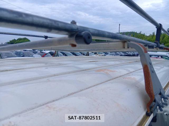 Toyota REGIUSACE VAN 2018-07 8231605-16