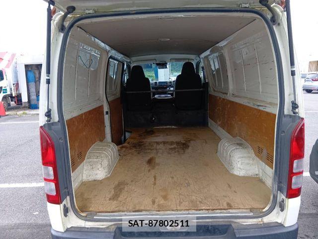 Toyota REGIUSACE VAN 2018-07 8231605-5
