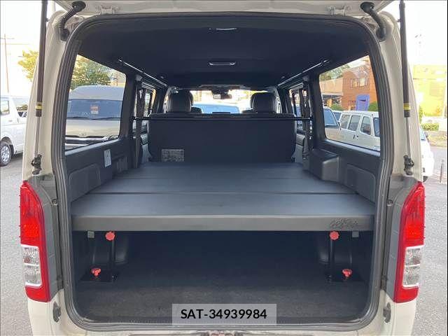 Toyota REGIUSACE VAN 2019-07 8316717-18