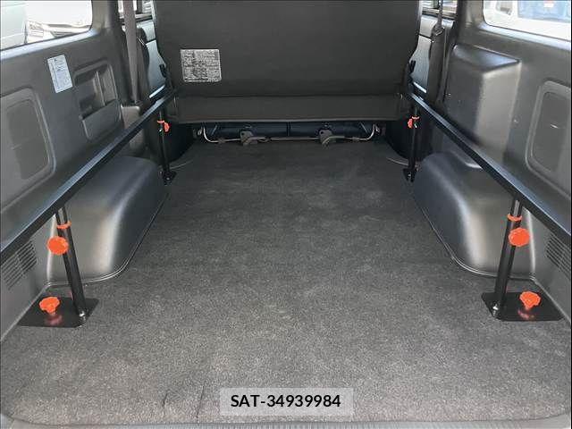 Toyota REGIUSACE VAN 2019-07 8316717-19