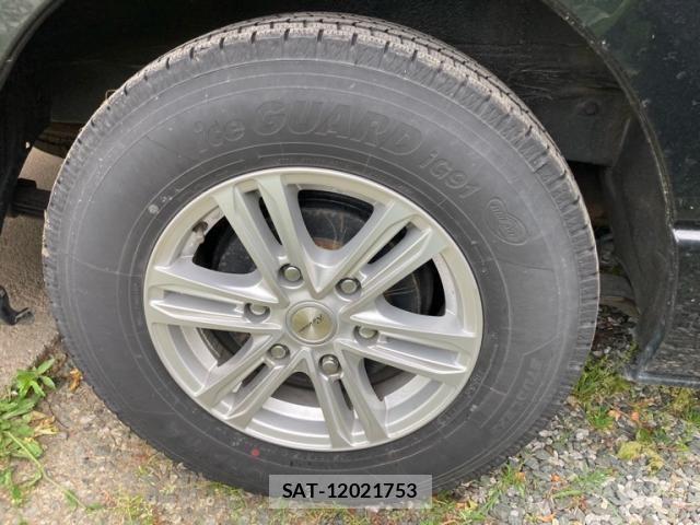 Toyota REGIUSACE VAN 2011-01 8334443-11