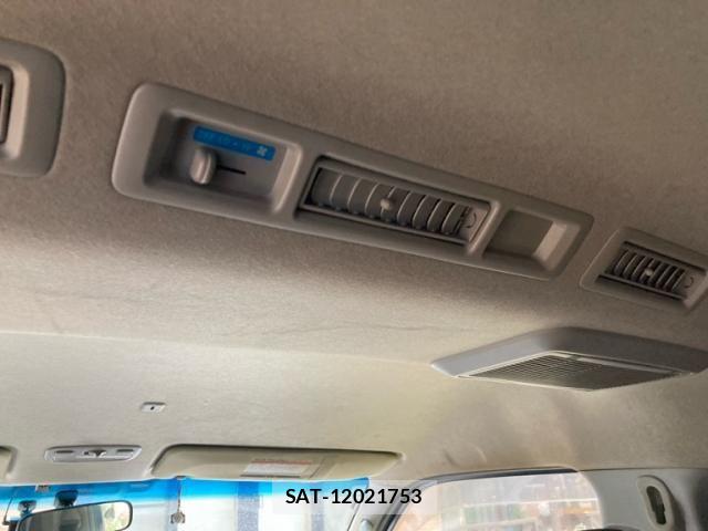 Toyota REGIUSACE VAN 2011-01 8334443-15